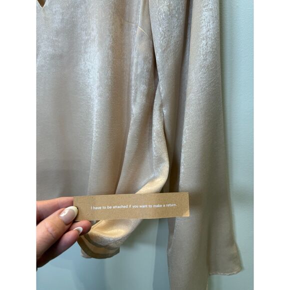 Reformation Women's Size XS Tan Ian Top V-Neck Long Sleeve NWT - Picture 5 of 9